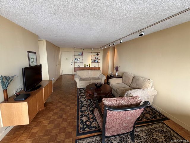 1 Bay Club Drive 16H, Bayside, NY 11360