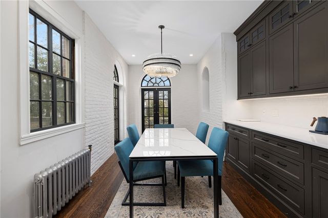 330 Freeman Parkway, Providence, RI 02906