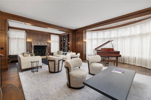 330 Freeman Parkway, Providence, RI 02906