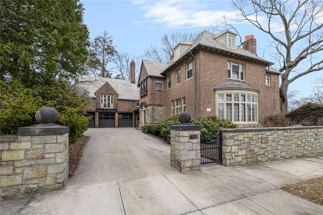 330 Freeman Parkway, Providence, RI 02906