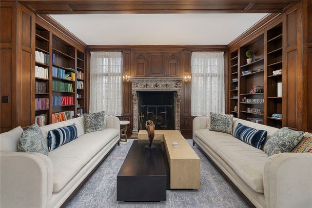 330 Freeman Parkway, Providence, RI 02906