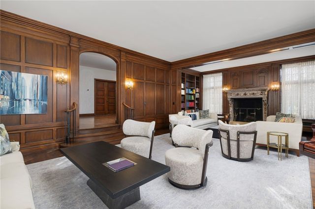 330 Freeman Parkway, Providence, RI 02906