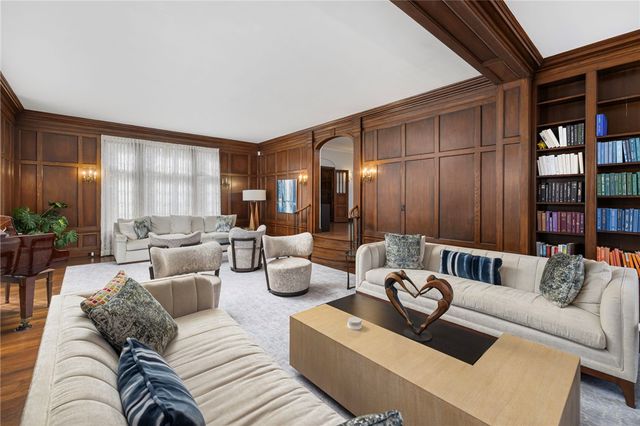 330 Freeman Parkway, Providence, RI 02906