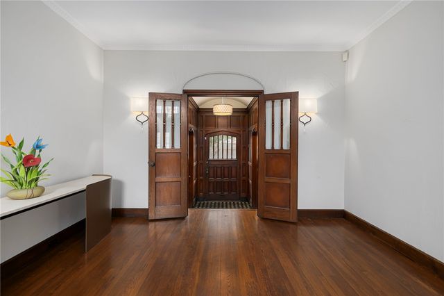 330 Freeman Parkway, Providence, RI 02906