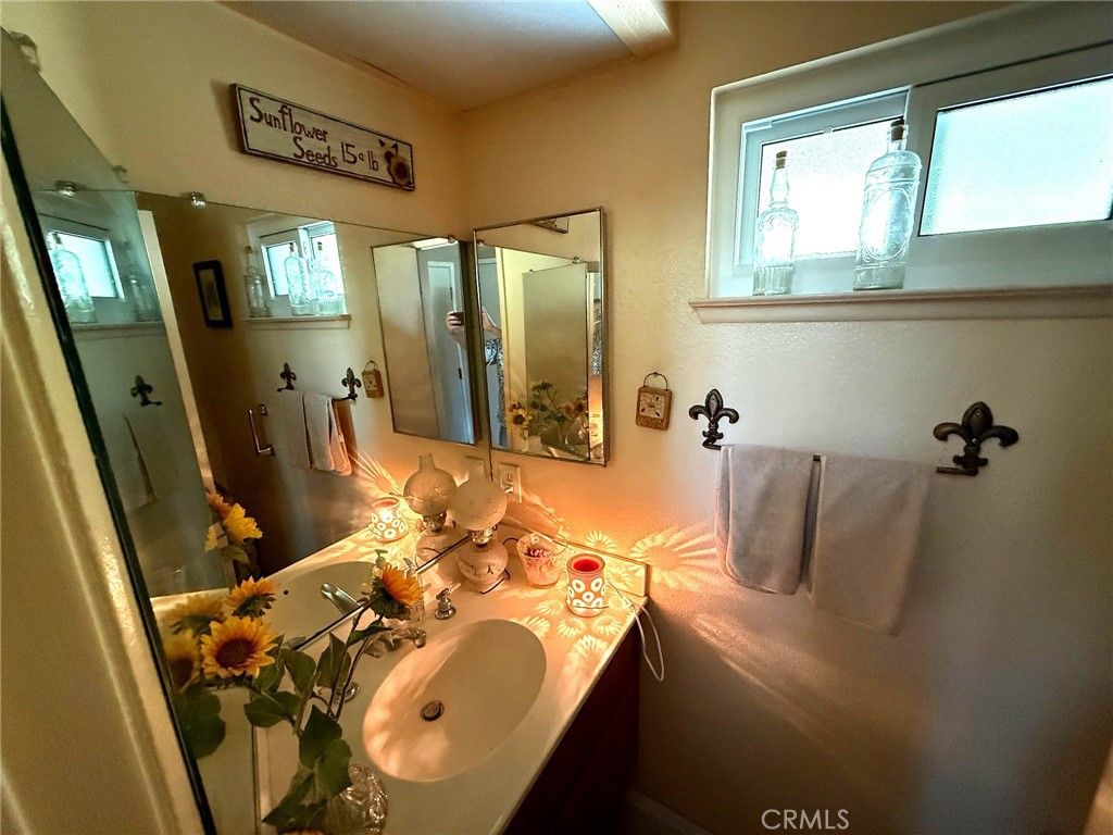 Image 6 of property listing at 6079 E Butterfield, Anaheim, CA 92807