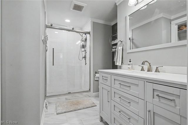 1801 Carver Lane, Hudson, OH 44236