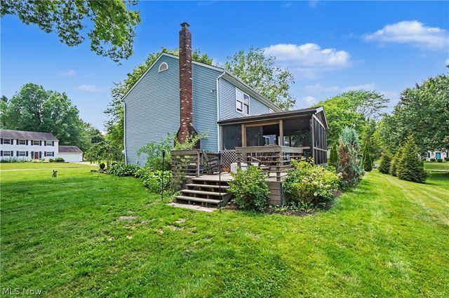 1801 Carver Lane, Hudson, OH 44236