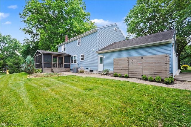 1801 Carver Lane, Hudson, OH 44236