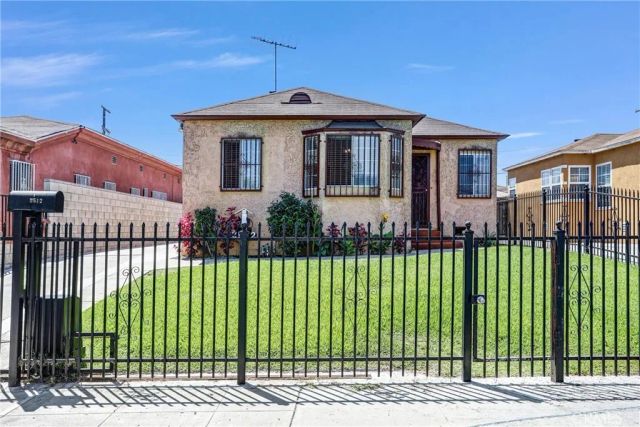 2512 Ohio, South Gate, CA 90280