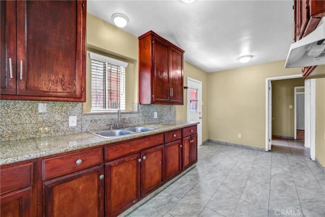 2512 Ohio, South Gate, CA 90280