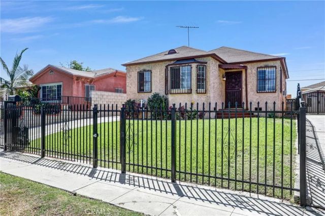 2512 Ohio, South Gate, CA 90280