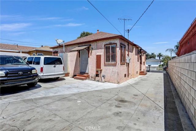 2512 Ohio, South Gate, CA 90280