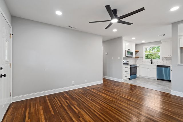 119 Rainbow St, Clarksville, TN 37042