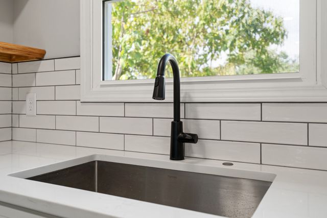 119 Rainbow St, Clarksville, TN 37042