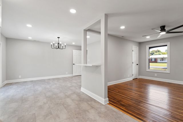 119 Rainbow St, Clarksville, TN 37042