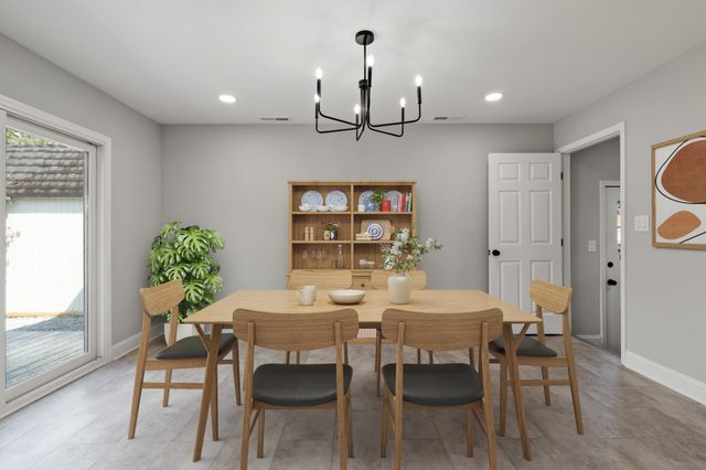 119 Rainbow St, Clarksville, TN 37042