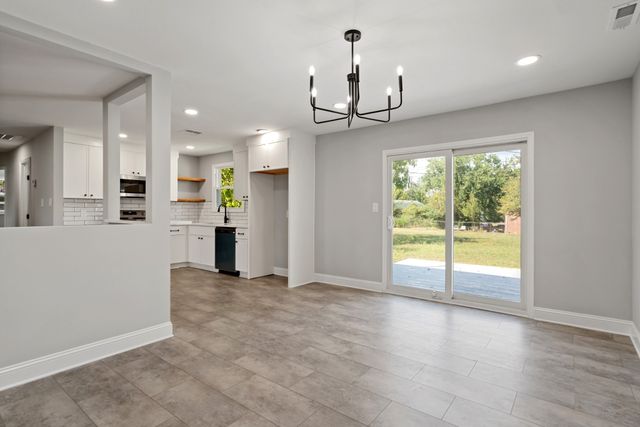 119 Rainbow St, Clarksville, TN 37042