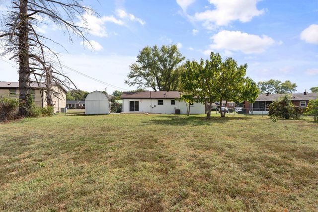 119 Rainbow St, Clarksville, TN 37042