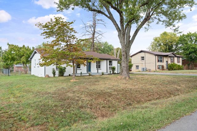 119 Rainbow St, Clarksville, TN 37042