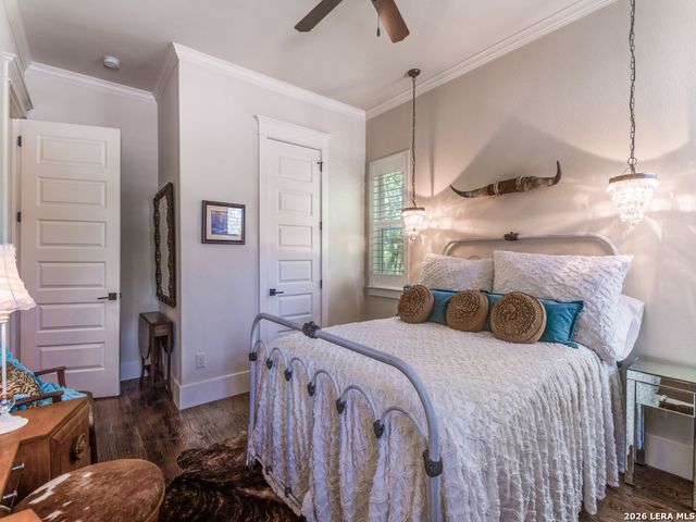 426 Shepherds Crook, Helotes, TX 78023