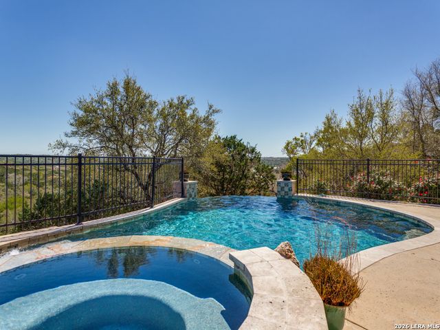 426 Shepherds Crook, Helotes, TX 78023