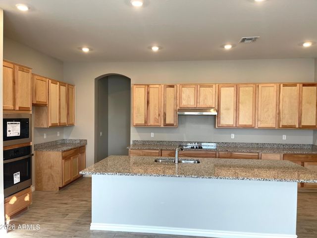 10034 W VERDE Lane, Avondale, AZ 85392
