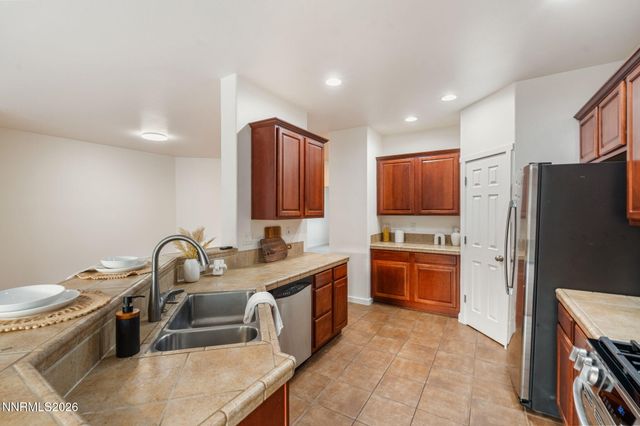 7593 Gold Drive, Reno, NV 89506