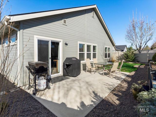 4254 N Alester Ave, Meridian, ID 83646