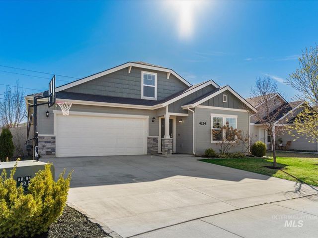 4254 N Alester Ave, Meridian, ID 83646