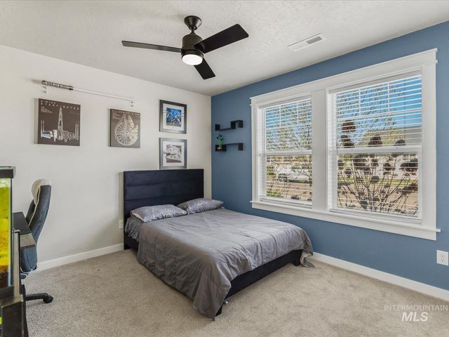 4254 N Alester Ave, Meridian, ID 83646