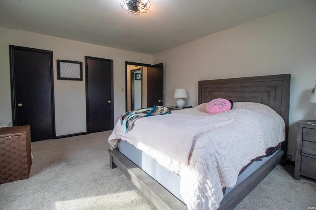 1411 E 8th Street, Anderson, IN 46012