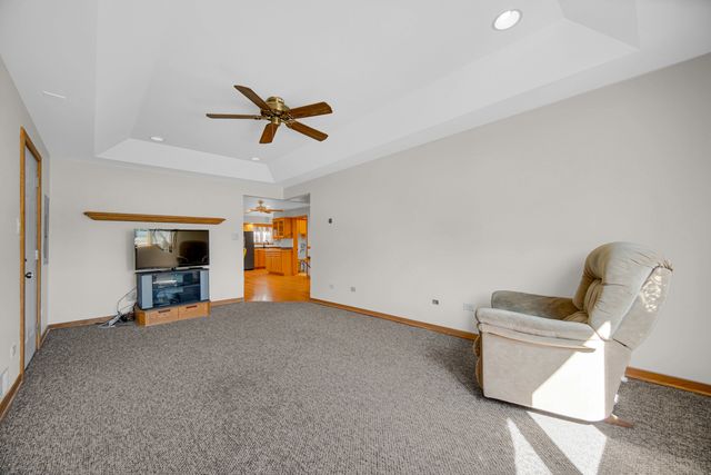 2606 W Walter Zimny Drive, Posen, IL 60469