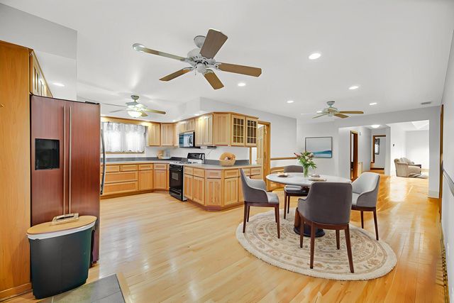 2606 W Walter Zimny Drive, Posen, IL 60469