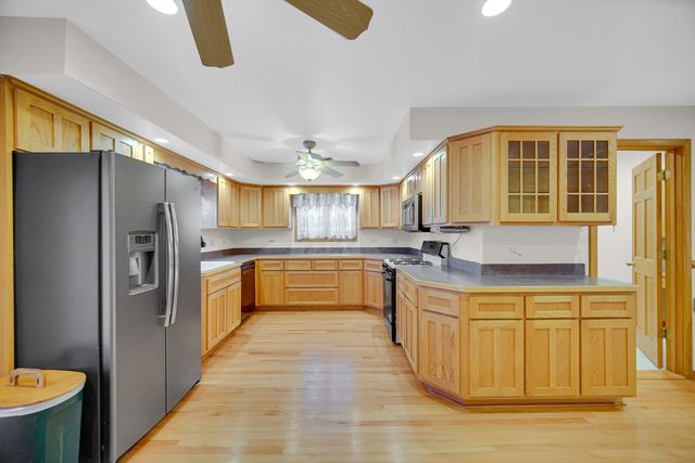 2606 W Walter Zimny Drive, Posen, IL 60469