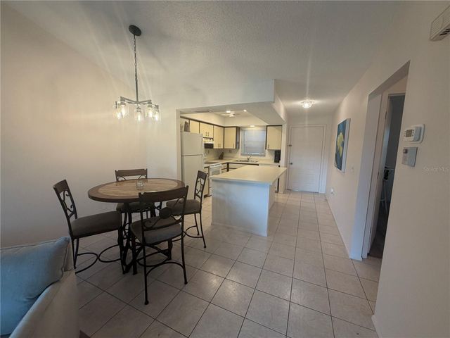 929 CAPRI ISLES BOULEVARD 22, Venice, FL 34292