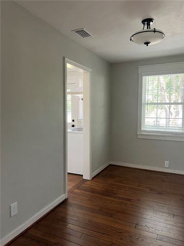 10 Stewart Ave, St Simons Island, GA 31522