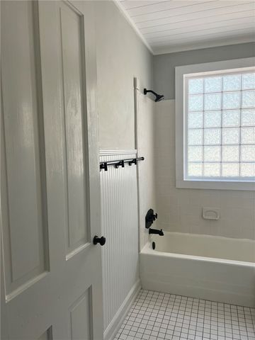 10 Stewart Ave, St Simons Island, GA 31522