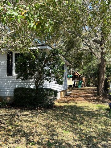 10 Stewart Ave, St Simons Island, GA 31522