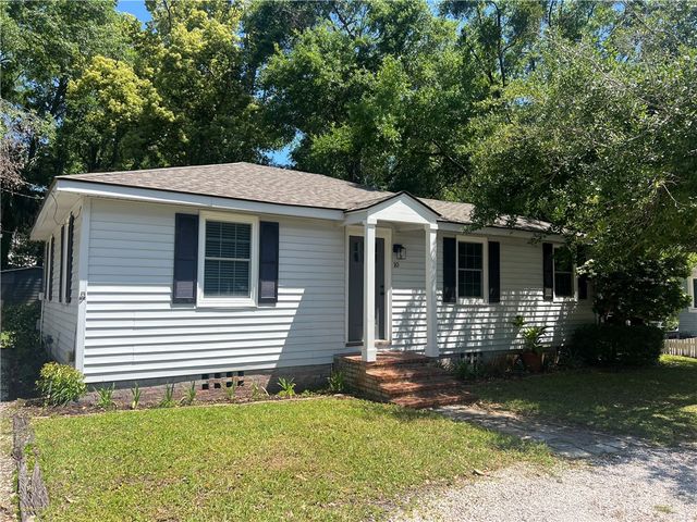 10 Stewart Ave, St Simons Island, GA 31522