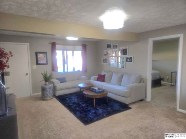 1001 Beaver Lake Boulevard, Plattsmouth, NE 68048