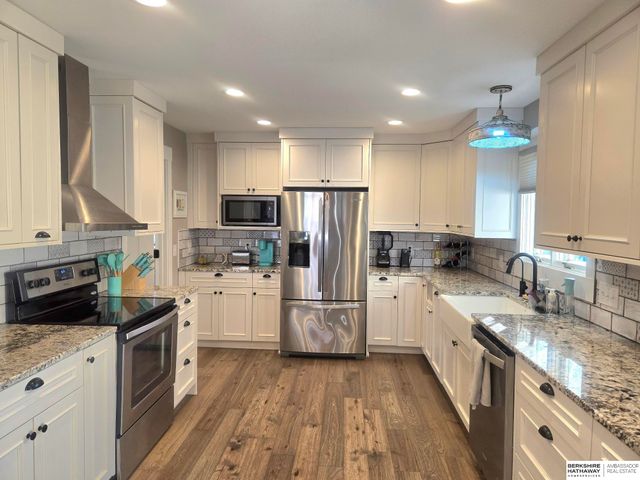 1001 Beaver Lake Boulevard, Plattsmouth, NE 68048