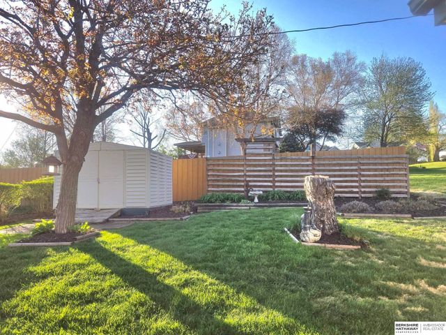 1001 Beaver Lake Boulevard, Plattsmouth, NE 68048