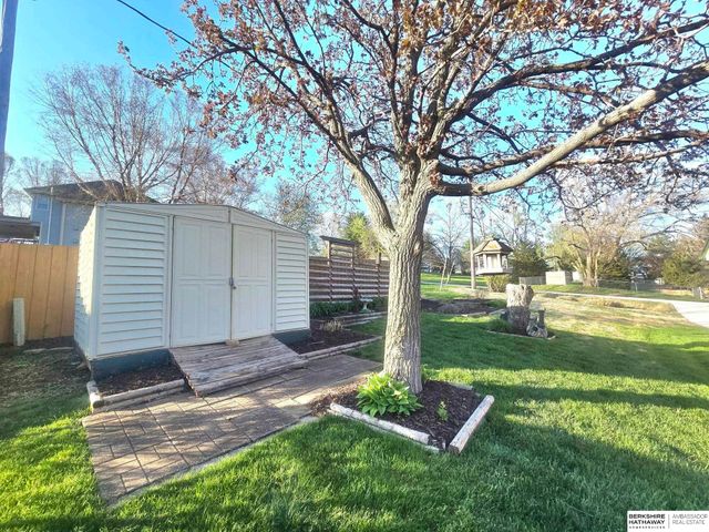1001 Beaver Lake Boulevard, Plattsmouth, NE 68048