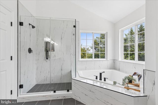 17260 OLD FREDERICK RD, Mount Airy, MD 21771