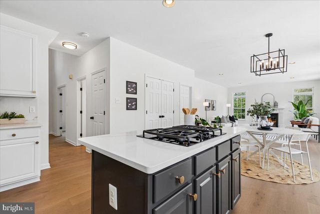 17260 OLD FREDERICK RD, Mount Airy, MD 21771