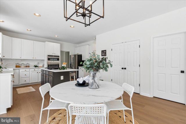 17260 OLD FREDERICK RD, Mount Airy, MD 21771