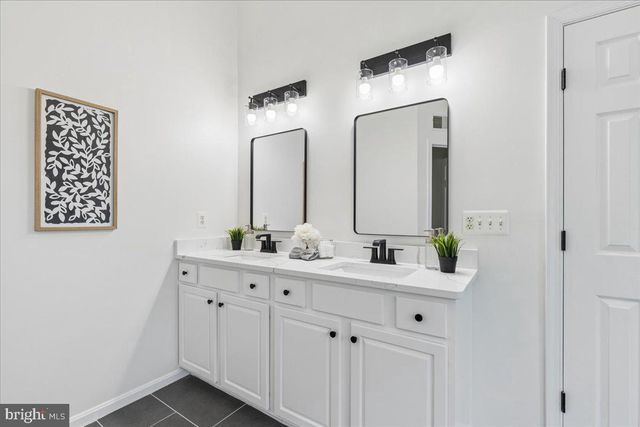 17260 OLD FREDERICK RD, Mount Airy, MD 21771