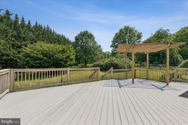 17260 OLD FREDERICK RD, Mount Airy, MD 21771