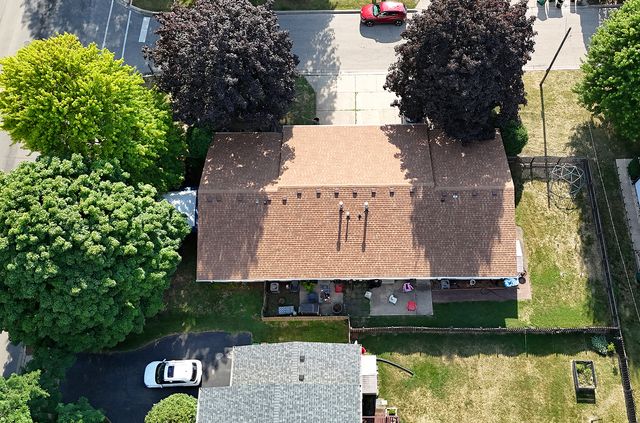 829 Horseshoe Drive, Joliet, IL 60435