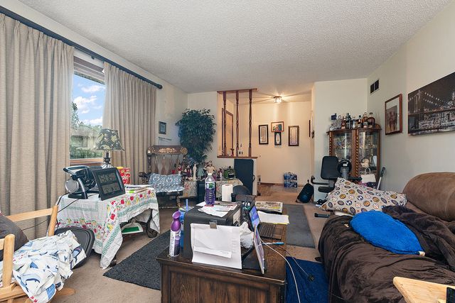 829 Horseshoe Drive, Joliet, IL 60435